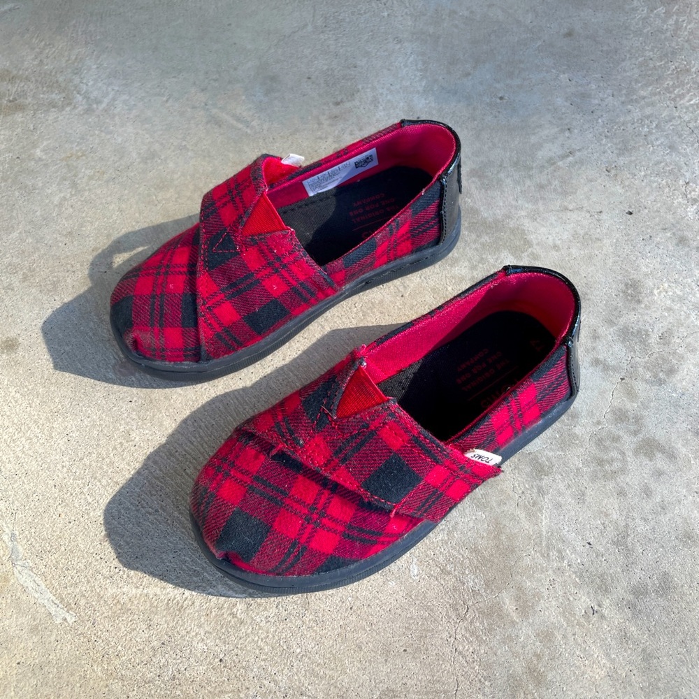 TOMS Plaid Toddler Shoes Size 7